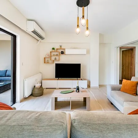 Flower Veranda 1st Floor App Apartament