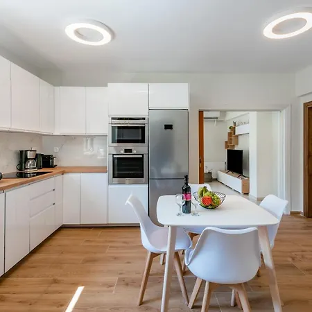 Apartament Flower Veranda 1st Floor App